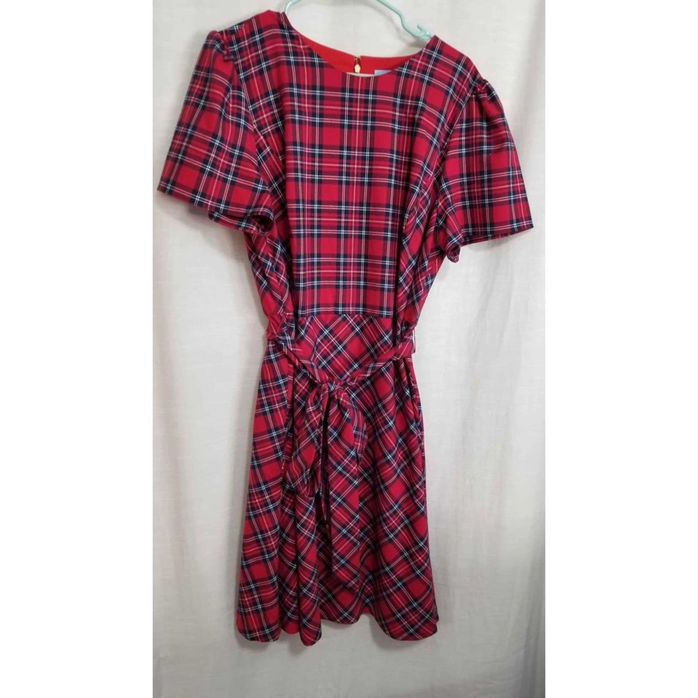Draper James love circle red black plaid with tie waist size 16.